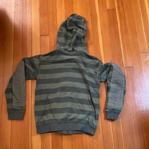 ⚜️Souris Mini, hoodie - Picture 5 of 5